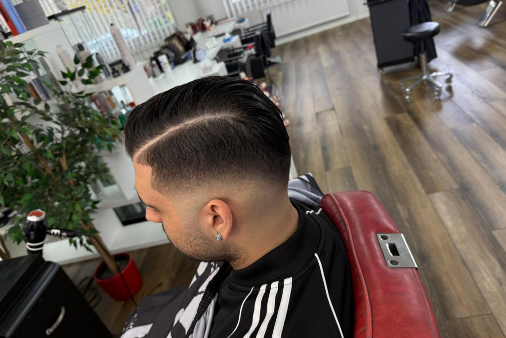 Haarschnitt und Salon-Impression bei Haarley Coiffeur in Ostermundigen