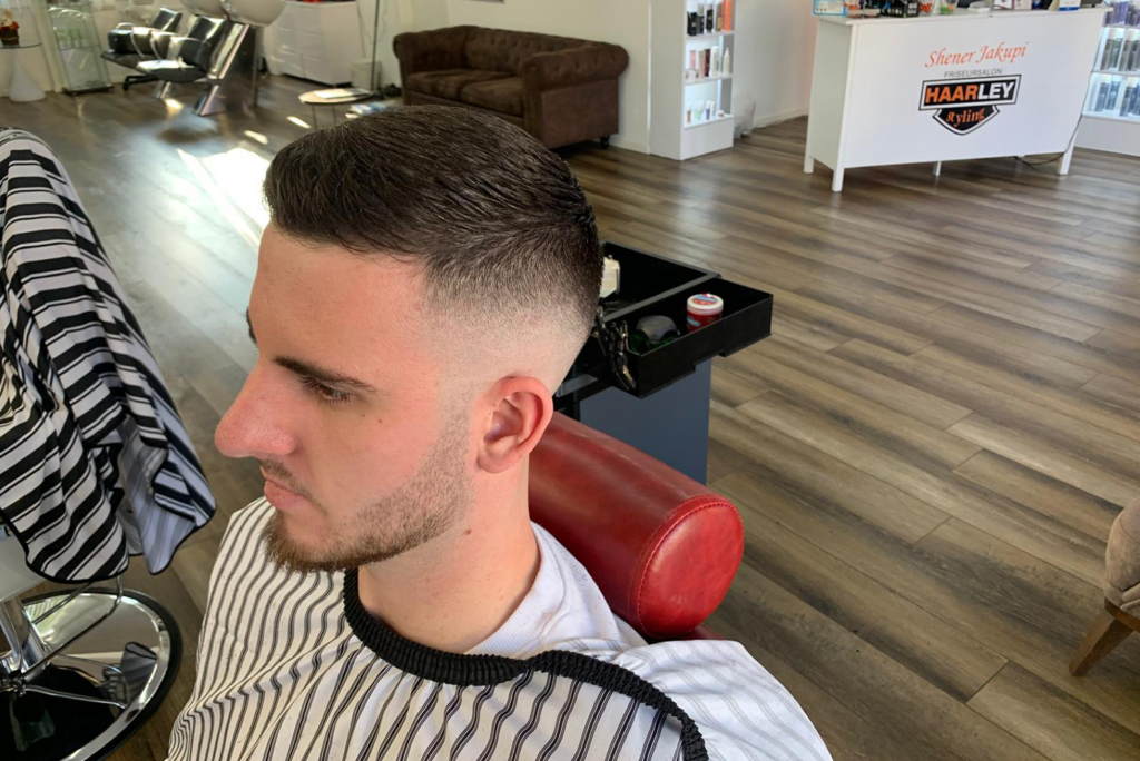Haarschnitt und Salon-Impression bei Haarley Coiffeur in Ostermundigen