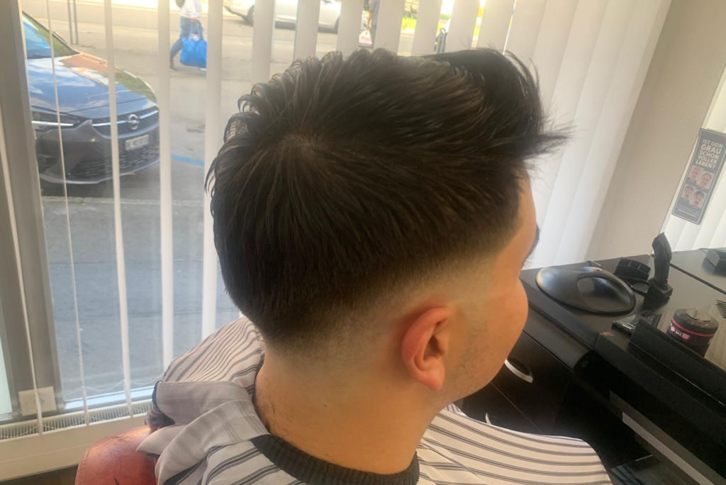 Haarschnitt und Salon-Impression bei Haarley Coiffeur in Ostermundigen
